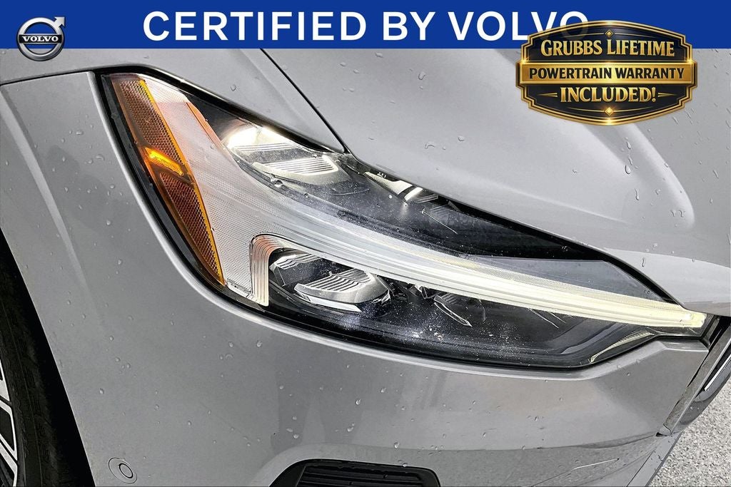 2023 Volvo XC60 B5 Ultimate Bright Theme