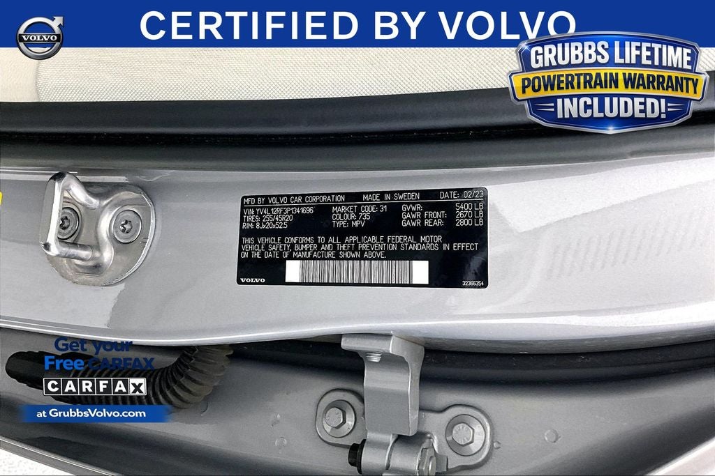 2023 Volvo XC60 B5 Ultimate Bright Theme