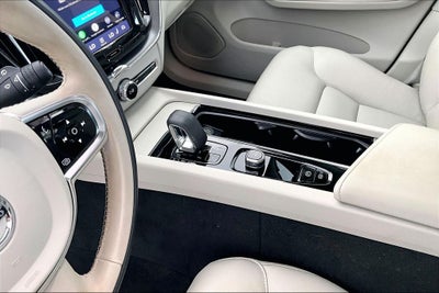 2024 Volvo XC60 B5 Core