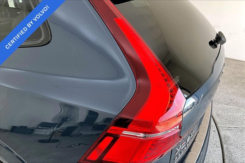 2024 Volvo XC60 B5 Core
