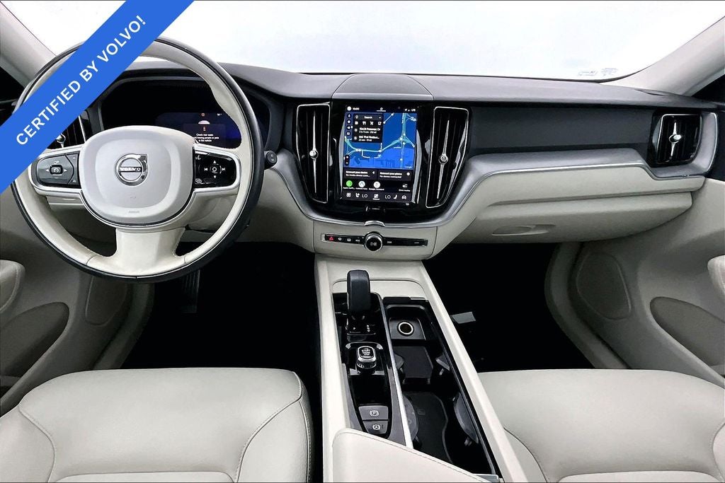2024 Volvo XC60 B5 Core Dark Theme