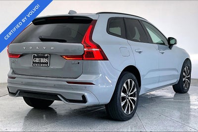 2024 Volvo XC60 B5 Core Dark Theme