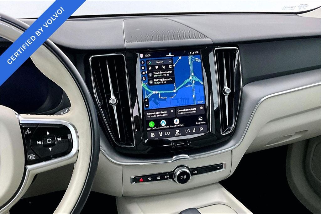 2024 Volvo XC60 B5 Core Dark Theme