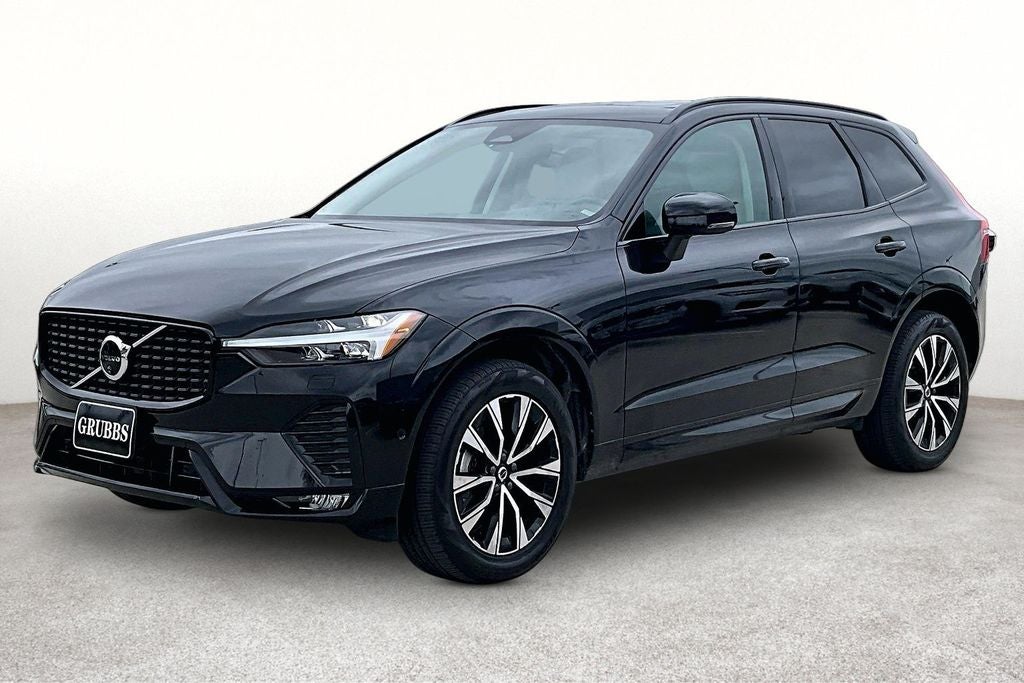 2024 Volvo XC60 B5 Plus Dark Theme