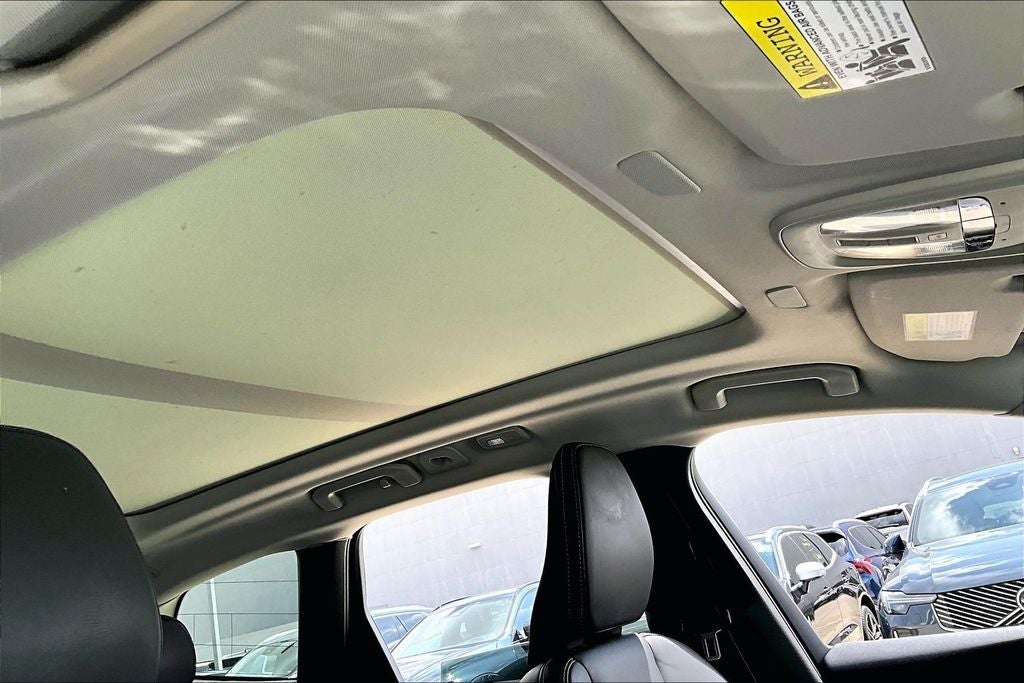 2022 Volvo XC60 B5 Inscription