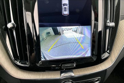 2022 Volvo XC60 B5 Inscription