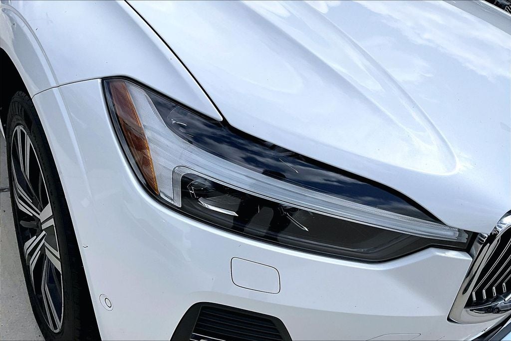 2022 Volvo XC60 B5 Inscription