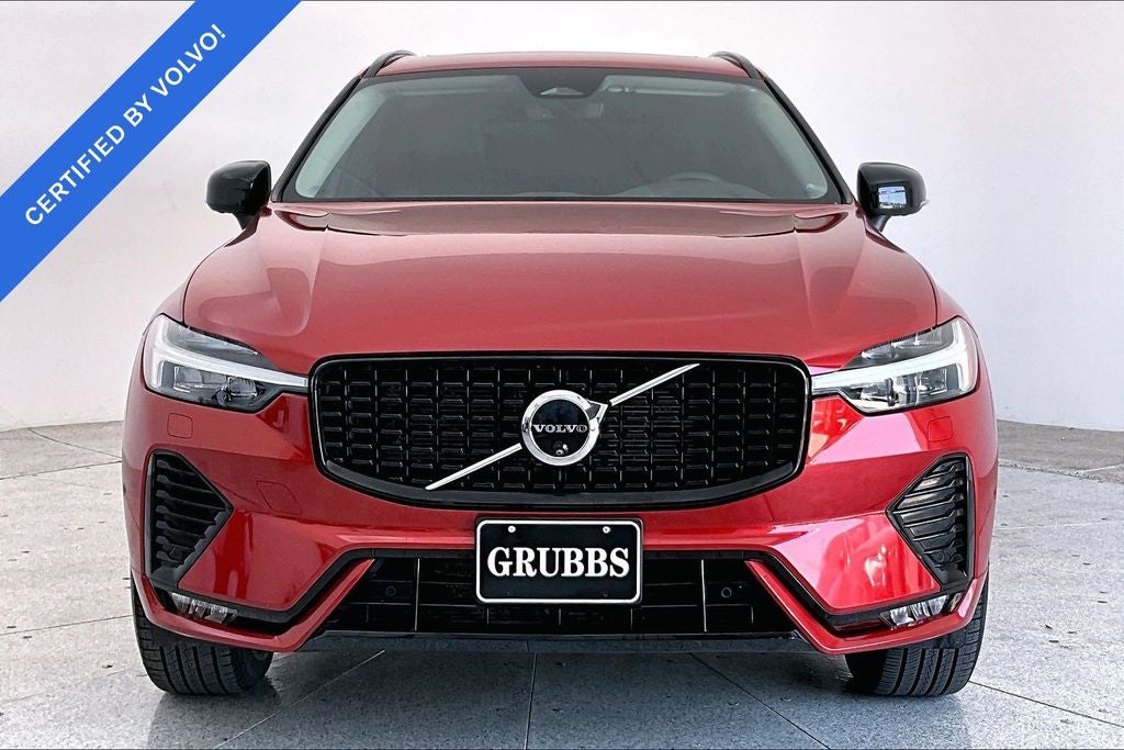 2024 Volvo XC60 B5 Plus Dark Theme