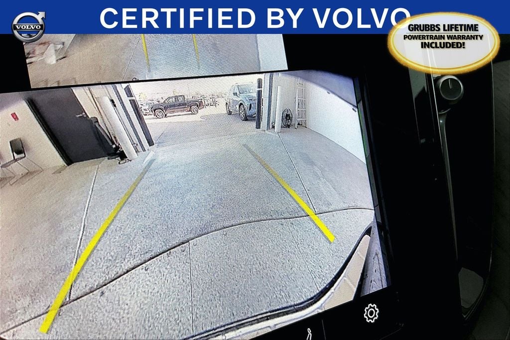 2024 Volvo XC60 B5 Plus Dark Theme