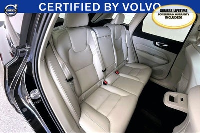 2024 Volvo XC60 B5 Plus Dark Theme