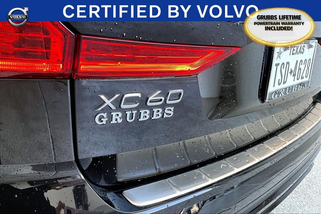 2024 Volvo XC60 B5 Plus Dark Theme