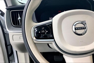 2024 Volvo XC60 B5 Plus Dark Theme
