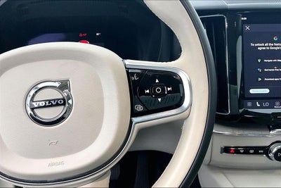 2024 Volvo XC60 B5 Plus Dark Theme