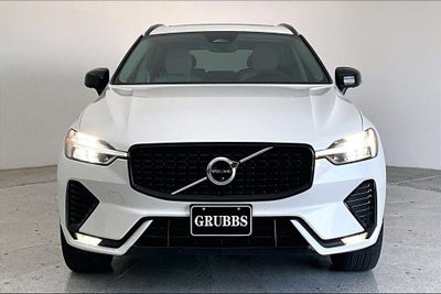 2024 Volvo XC60 B5 Plus Dark Theme