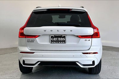 2024 Volvo XC60 B5 Plus Dark Theme