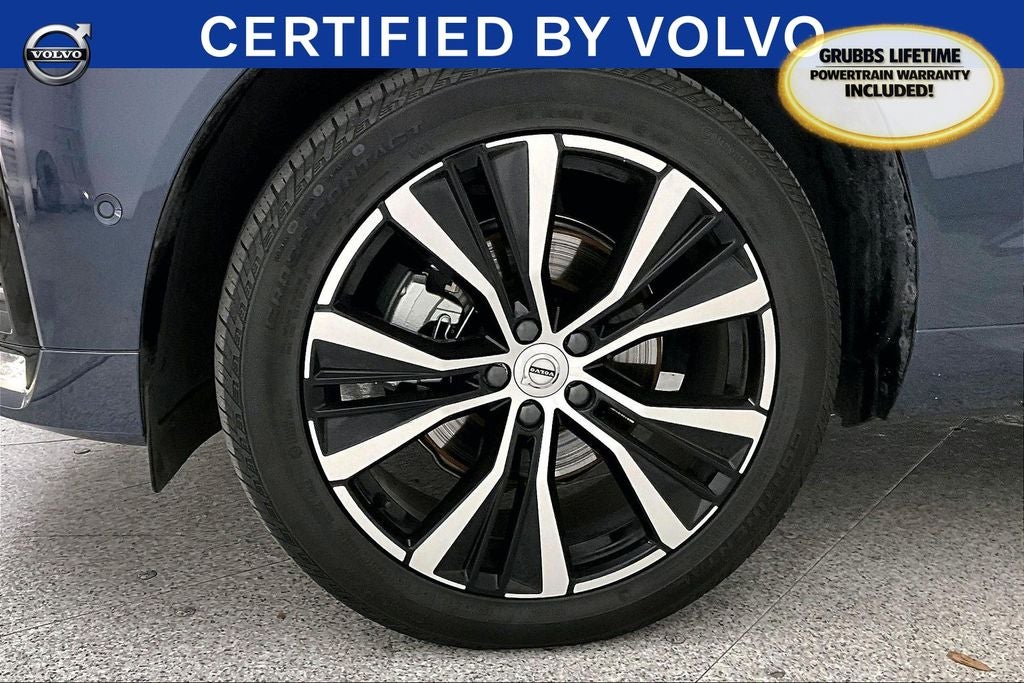 2024 Volvo XC60 B5 Plus Dark Theme