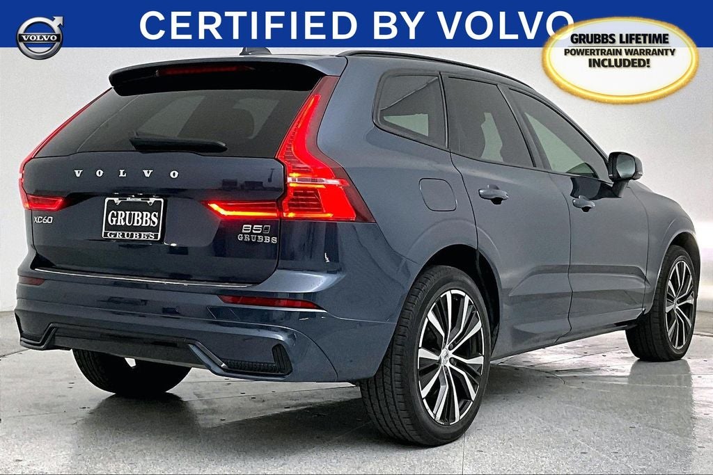 2024 Volvo XC60 B5 Plus Dark Theme