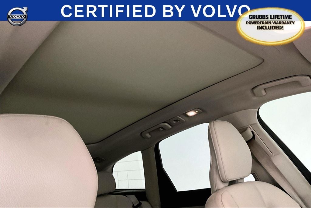 2024 Volvo XC60 B5 Plus Dark Theme