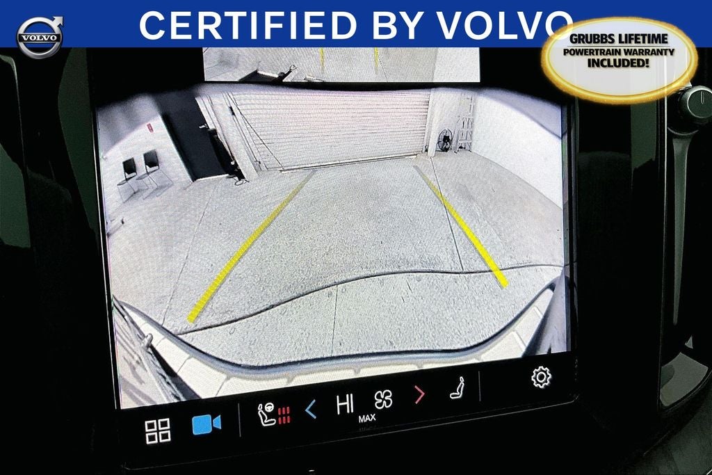 2024 Volvo XC60 B5 Plus Dark Theme