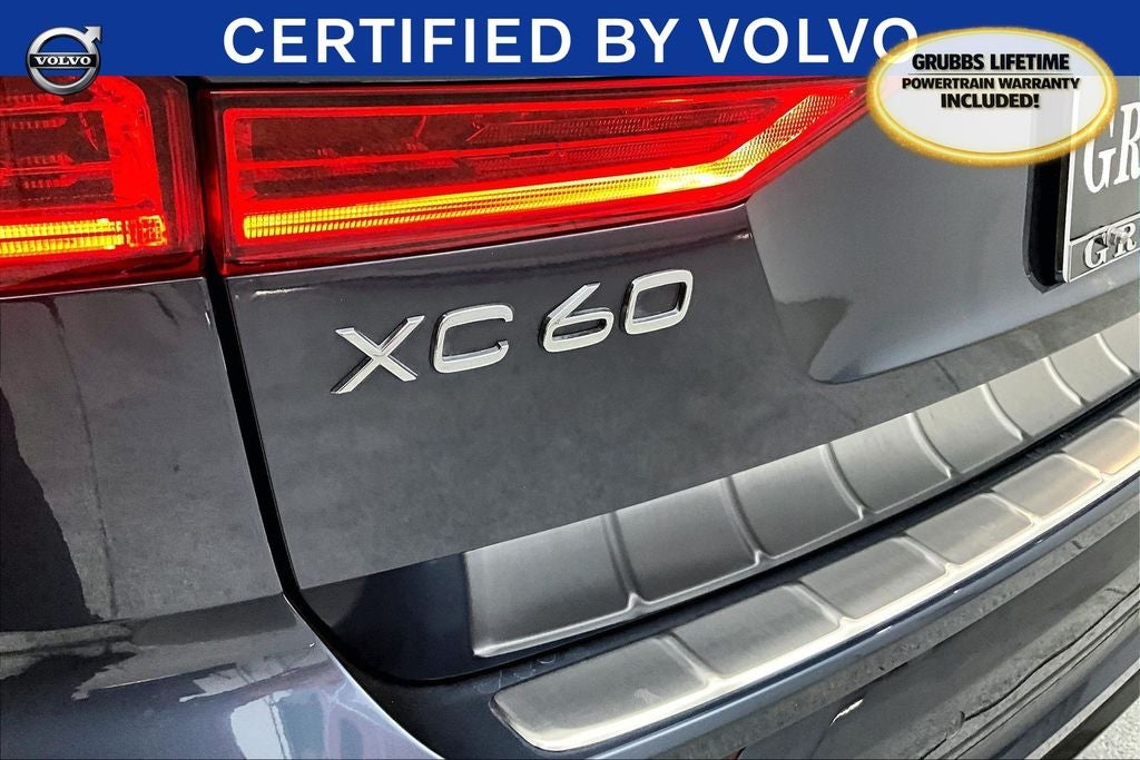 2024 Volvo XC60 B5 Plus Dark Theme