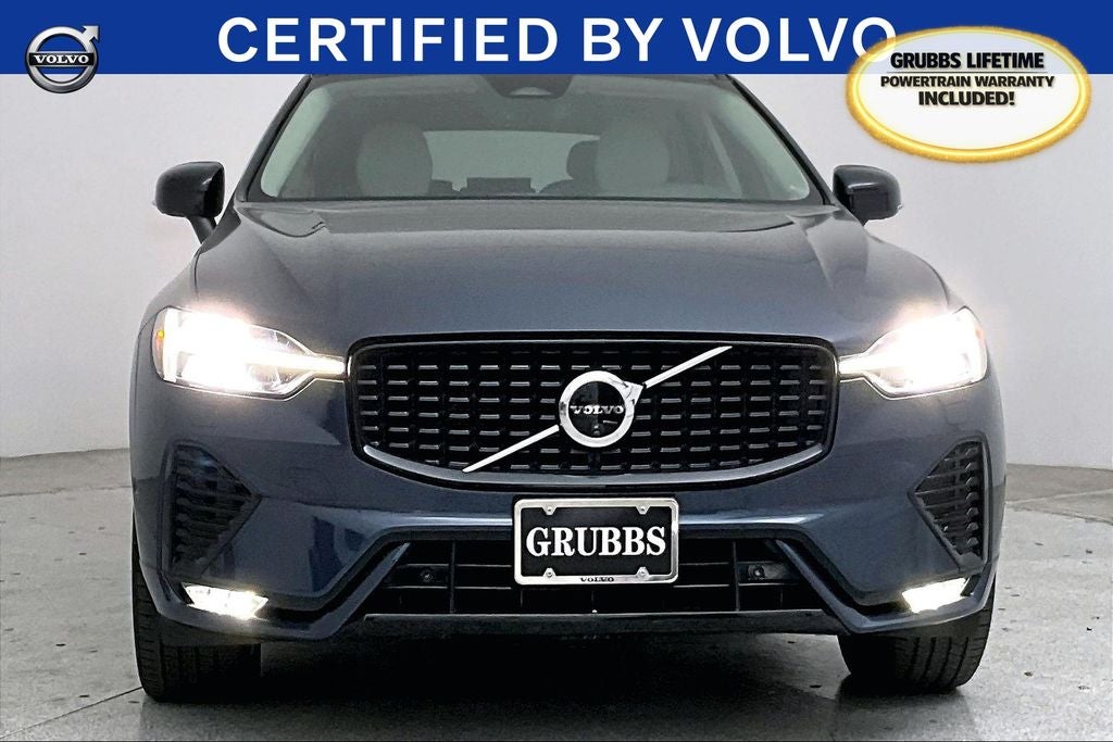 2024 Volvo XC60 B5 Plus Dark Theme