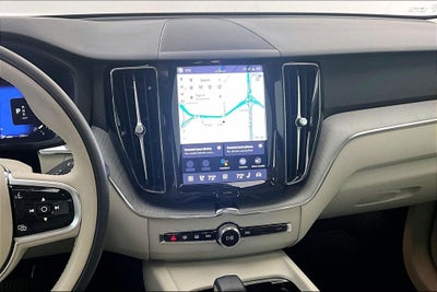 2024 Volvo XC60 B5 Plus Dark Theme