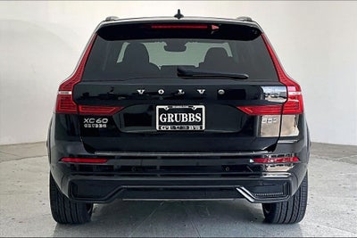 2024 Volvo XC60 B5 Ultimate Dark Theme