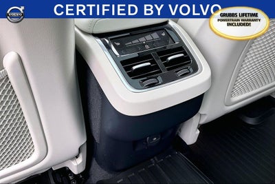 2024 Volvo XC60 B5 Ultimate Dark Theme