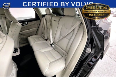 2024 Volvo XC60 B5 Ultimate Dark Theme