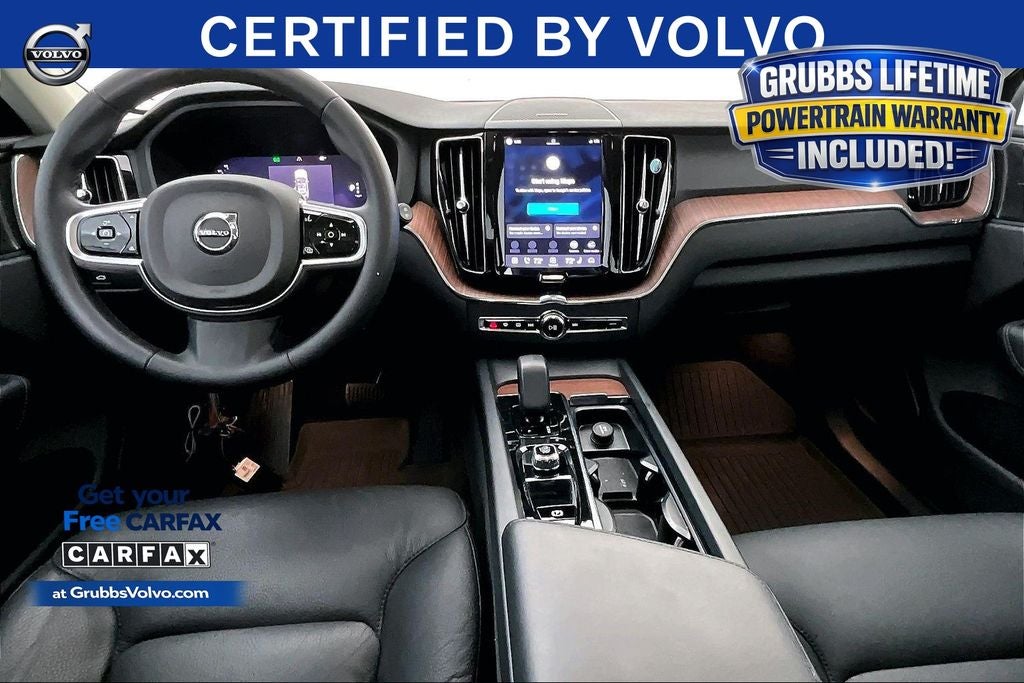 2023 Volvo XC60 B5 Plus Bright Theme