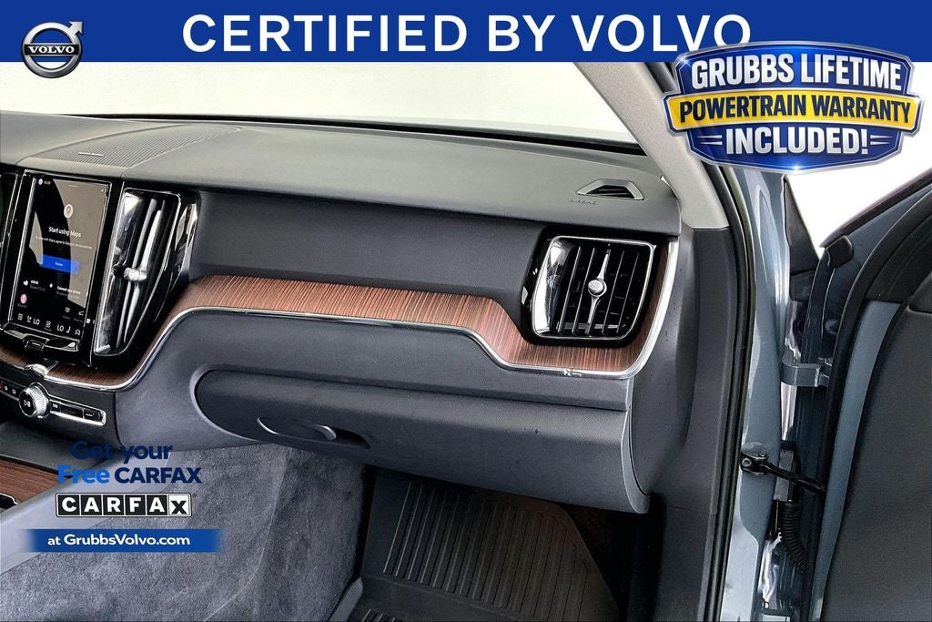 2023 Volvo XC60 B5 Plus Bright Theme