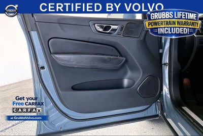 2023 Volvo XC60 B5 Plus Bright Theme
