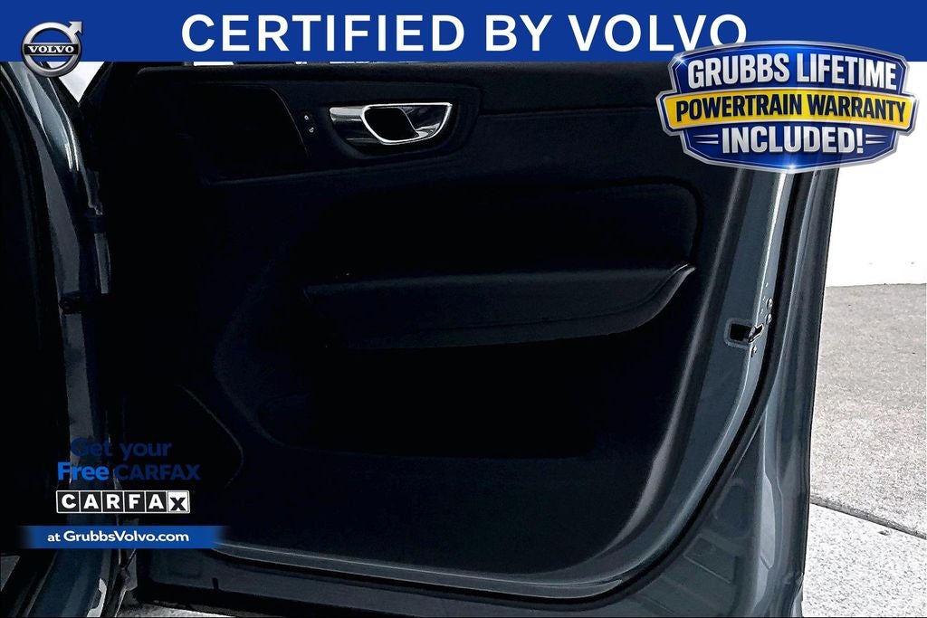 2023 Volvo XC60 B5 Plus Bright Theme