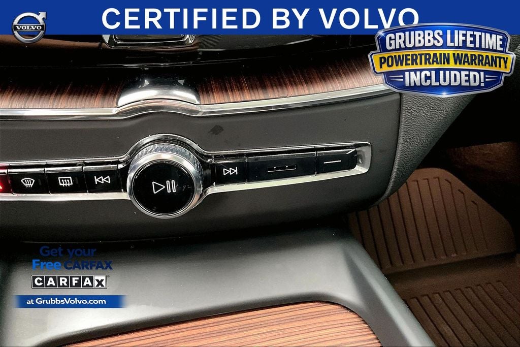 2023 Volvo XC60 B5 Plus Bright Theme