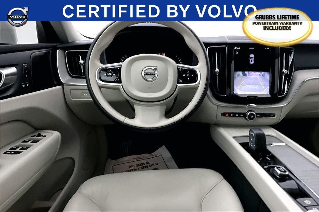 2023 Volvo XC60 B5 Plus Bright Theme