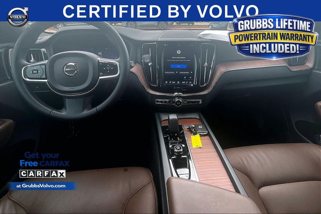 2023 Volvo XC60 B5 Plus Dark Theme