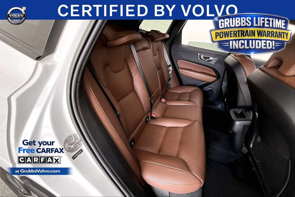 2023 Volvo XC60 B5 Plus Dark Theme