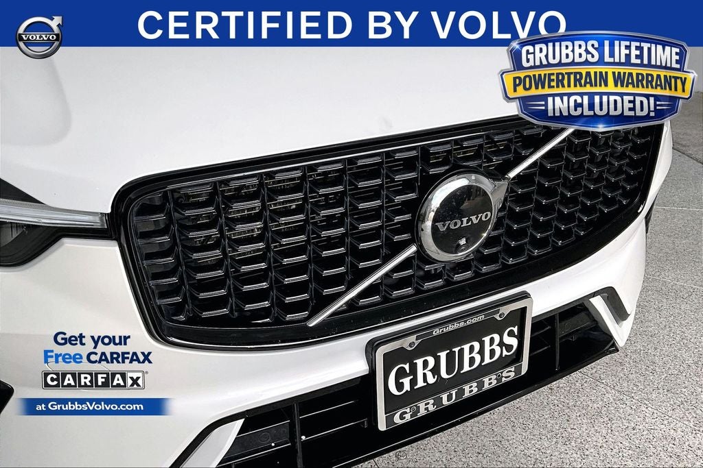 2023 Volvo XC60 B5 Plus Dark Theme
