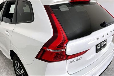 2023 Volvo XC60 B5 Plus Dark Theme