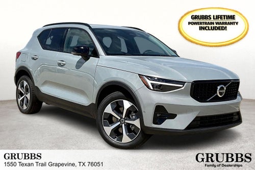 2026 Volvo XC40 B5 Plus