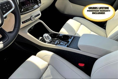 2026 Volvo XC40 B5 Plus