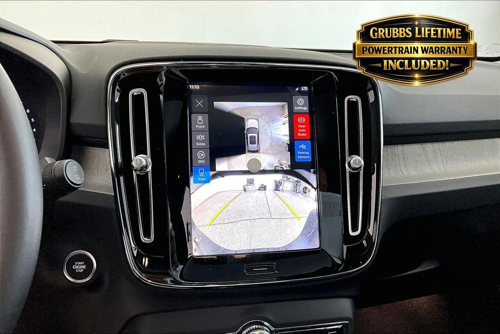 2026 Volvo XC40 B5 Plus