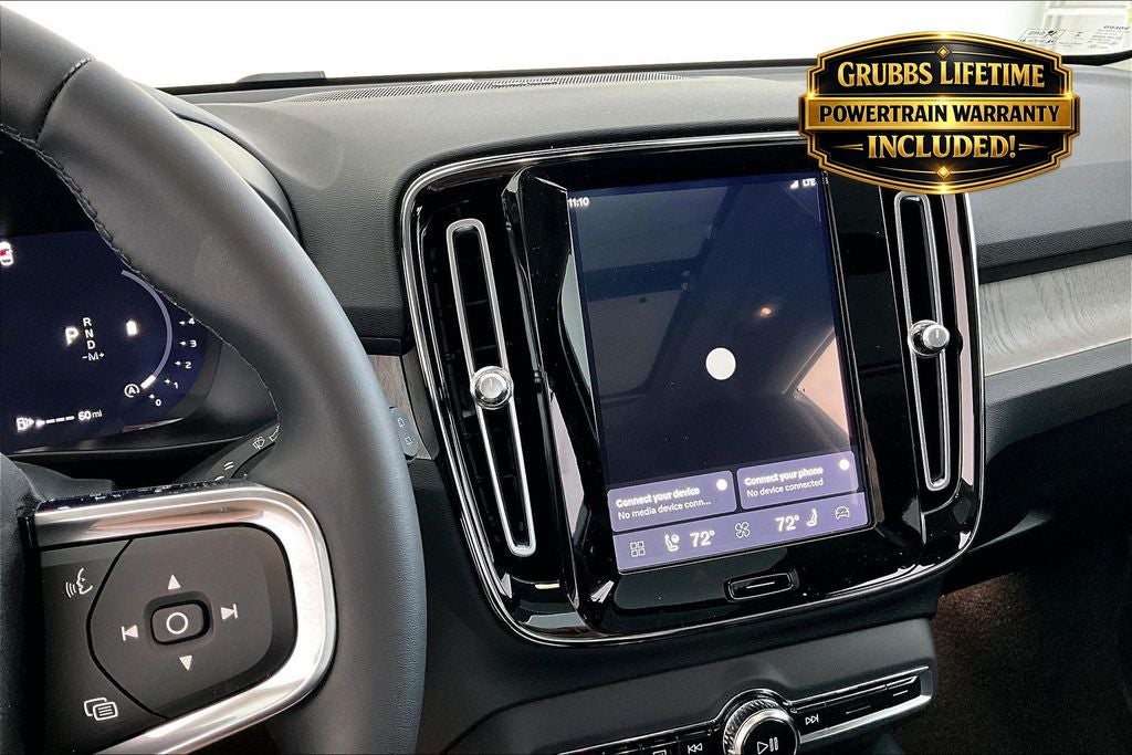 2026 Volvo XC40 B5 Plus