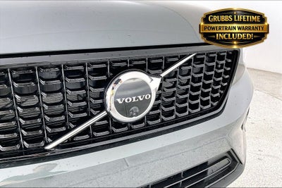 2026 Volvo XC40 B5 Plus