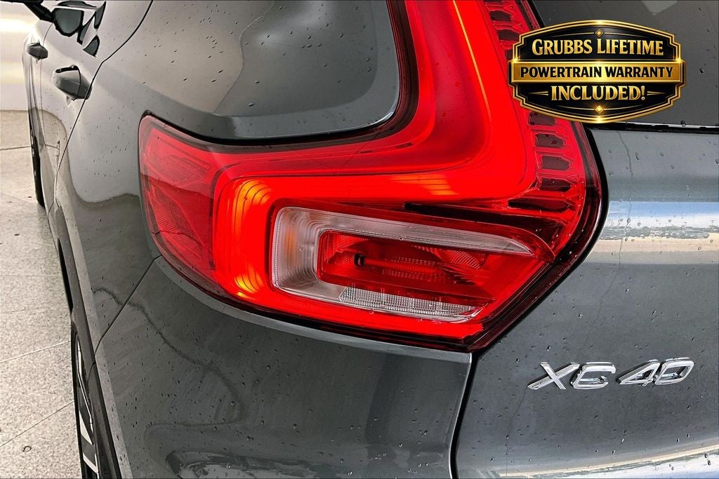 2026 Volvo XC40 B5 Plus