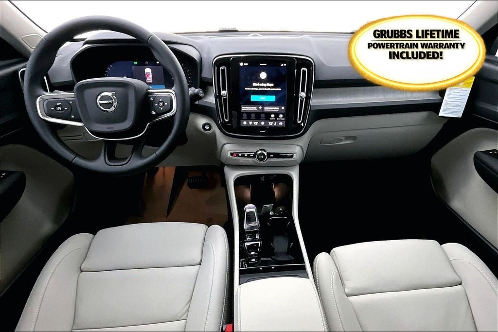 2026 Volvo XC40 B5 Plus