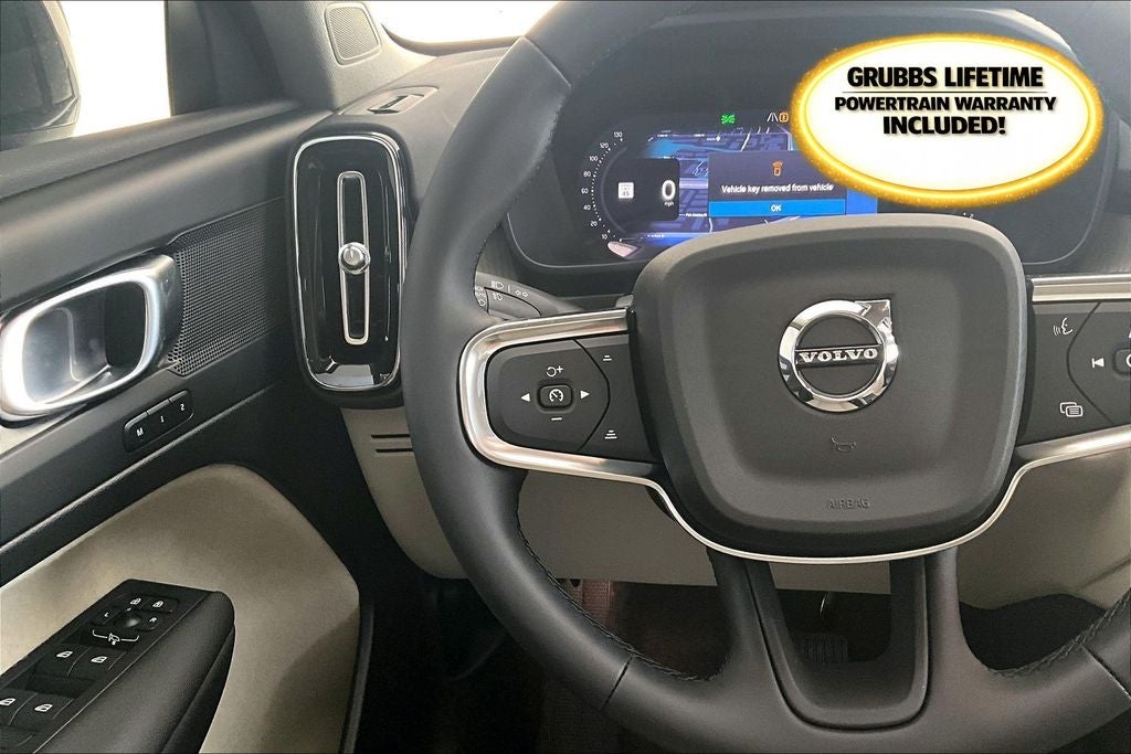 2026 Volvo XC40 B5 Plus