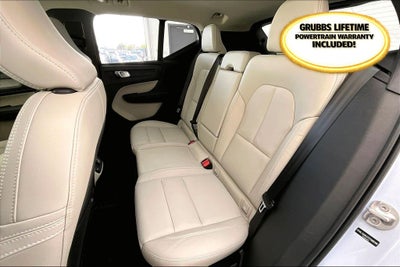 2026 Volvo XC40 B5 Plus