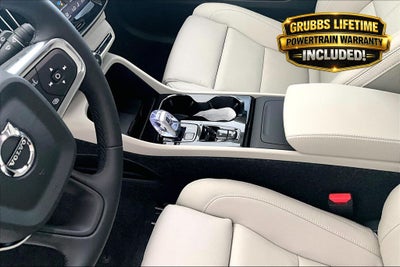 2026 Volvo XC40 B5 Plus