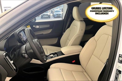 2026 Volvo XC40 B5 Plus